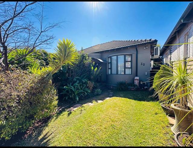 3 BEDROOM HOUSE FOR SALE IN KENSINGTON